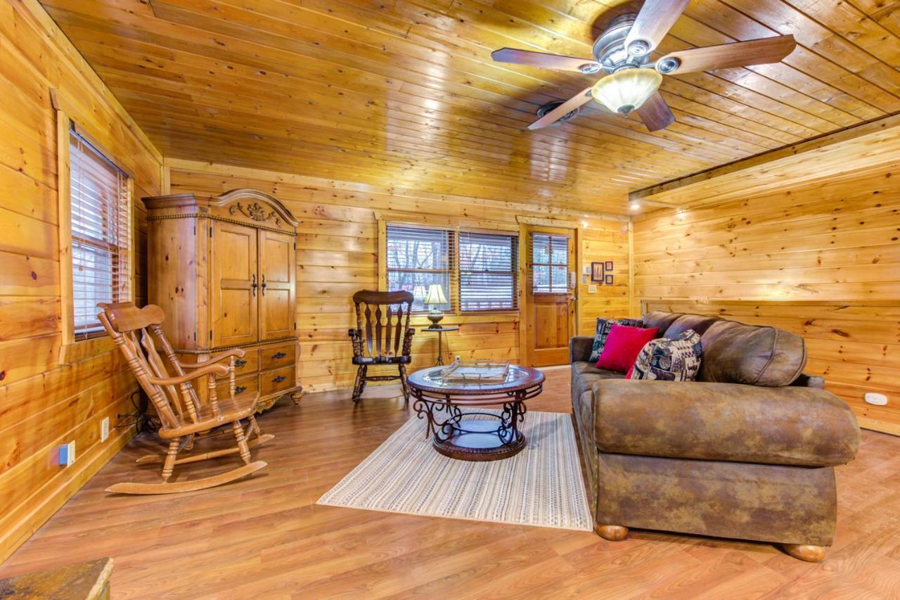 Country Oaks Cabin Villa Pigeon Forge Esterno foto