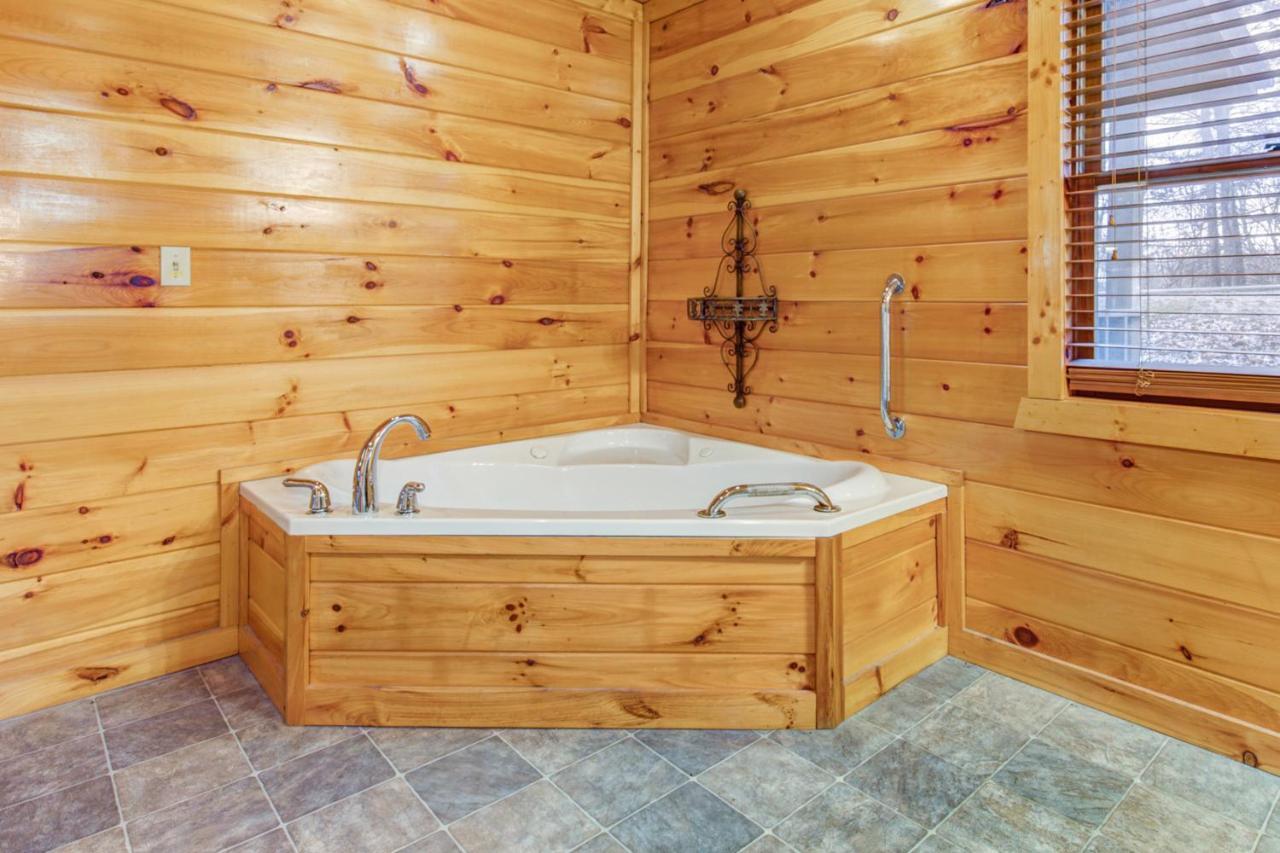Country Oaks Cabin Villa Pigeon Forge Esterno foto