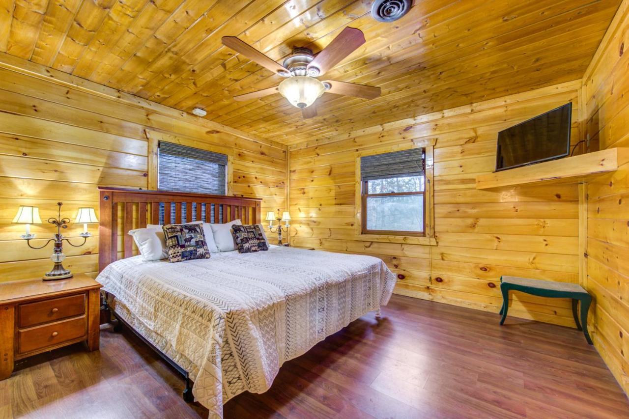 Country Oaks Cabin Villa Pigeon Forge Esterno foto