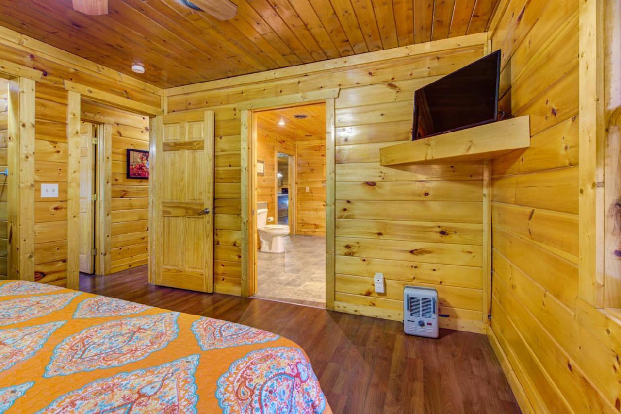 Country Oaks Cabin Villa Pigeon Forge Esterno foto